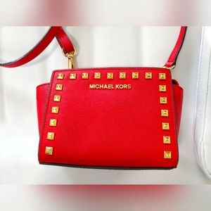 Michael kors crossbody